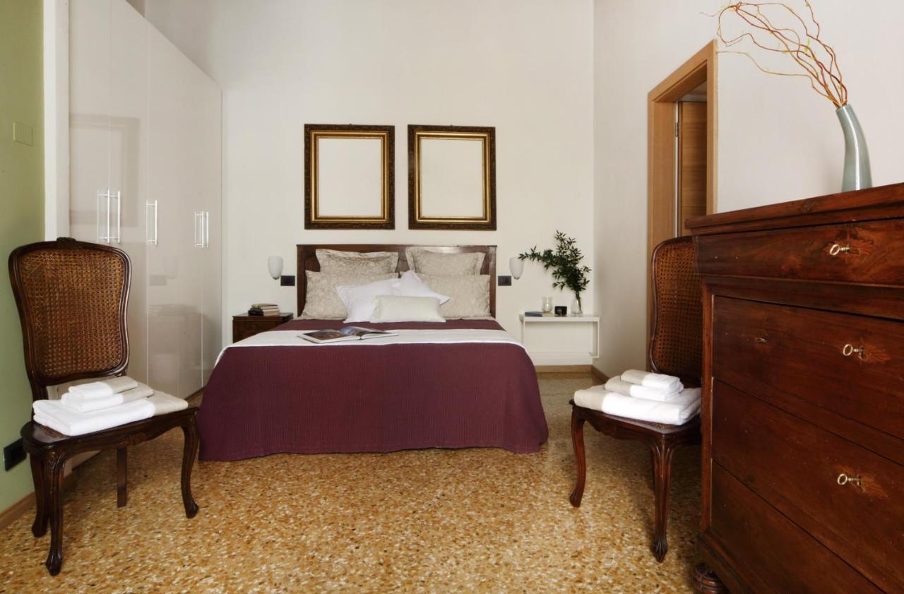 Residenza Roccamaggiore Verona Luaran gambar