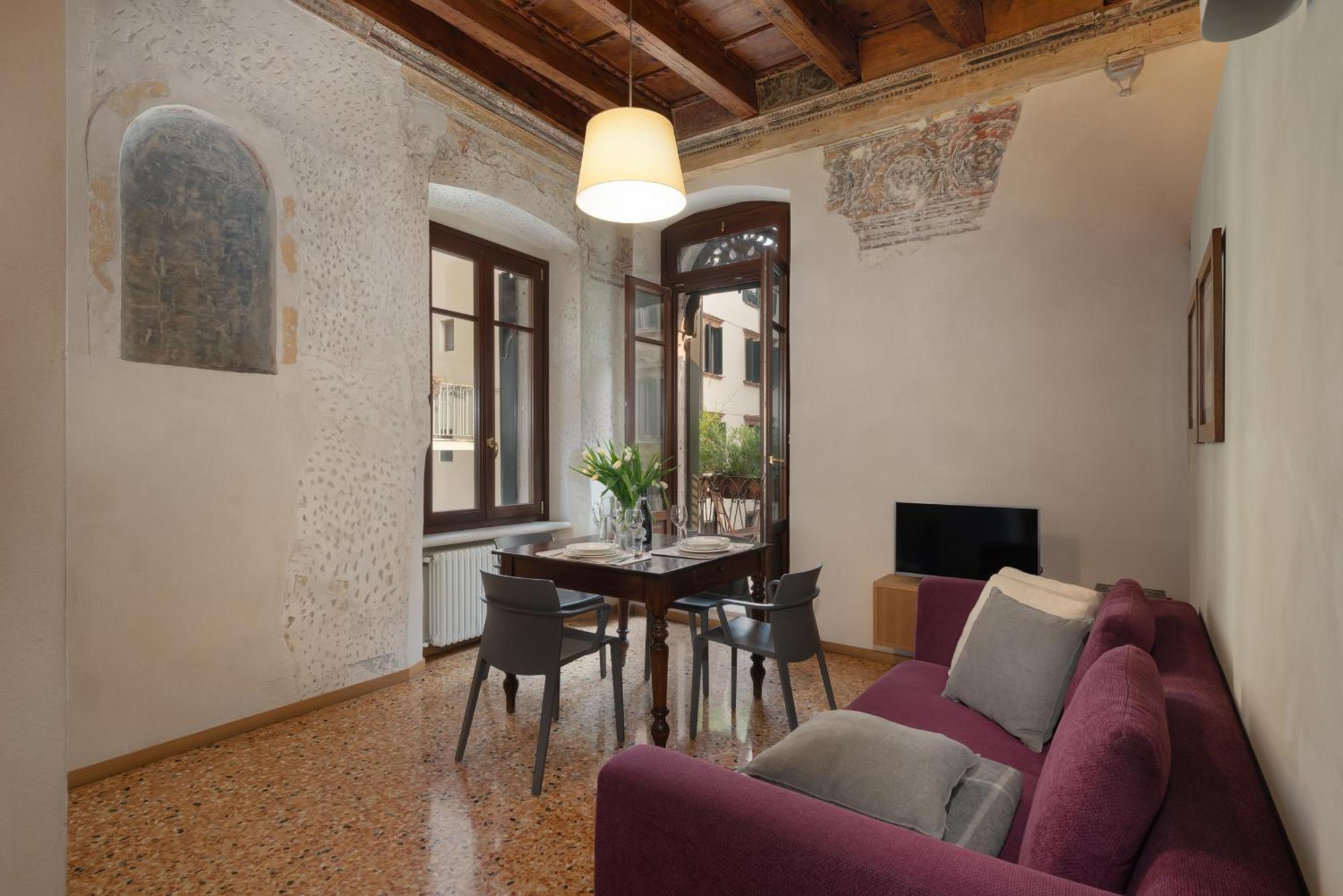 Residenza Roccamaggiore Verona Luaran gambar