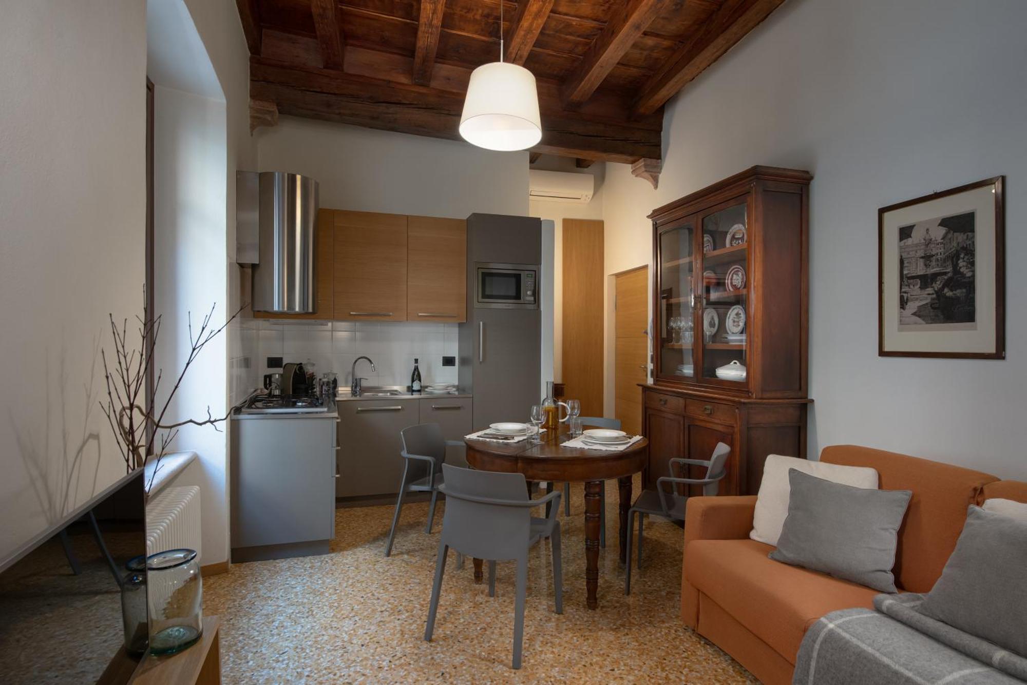 Residenza Roccamaggiore Verona Luaran gambar